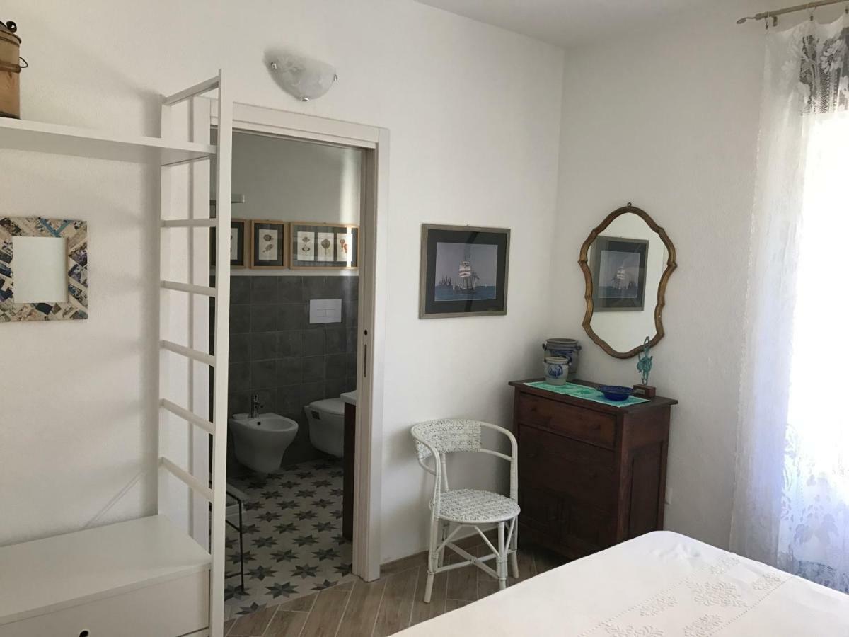 Le 25 Tartarughe Bed & Breakfast Santa Teresa Gallura Exterior photo