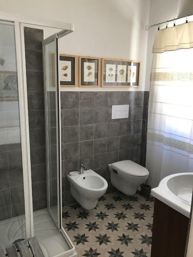 Le 25 Tartarughe Bed & Breakfast Santa Teresa Gallura Exterior photo