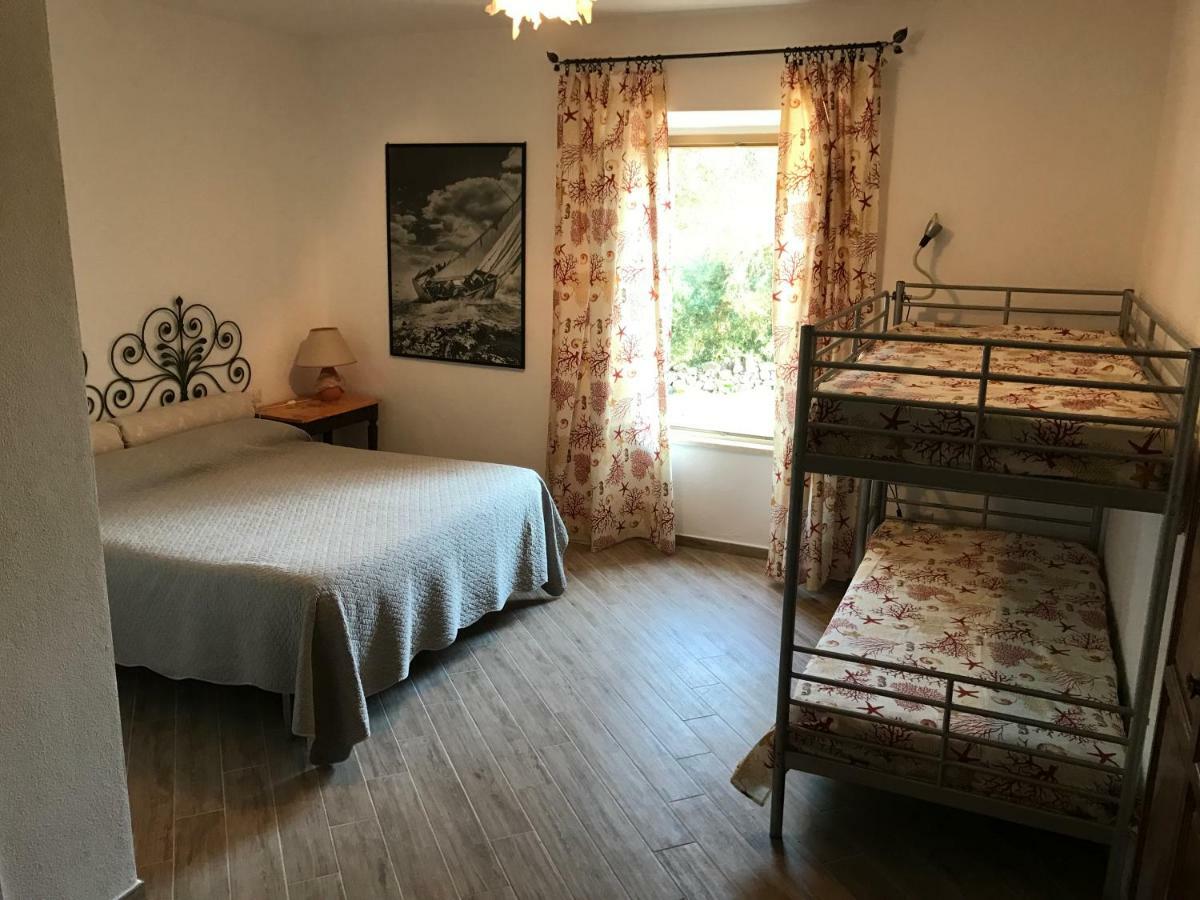 Le 25 Tartarughe Bed & Breakfast Santa Teresa Gallura Exterior photo